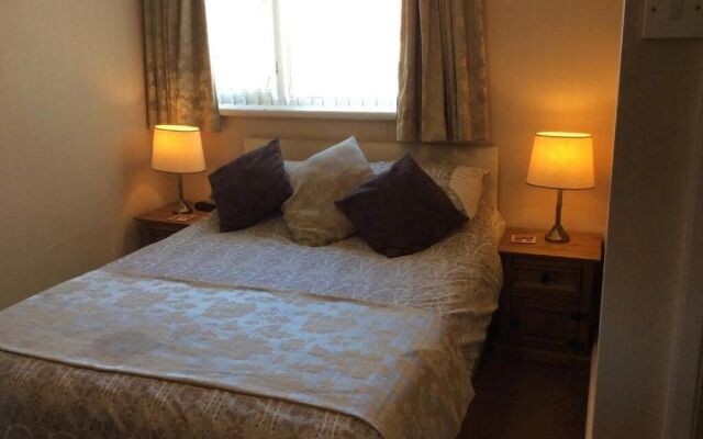 White Lodge Guest House