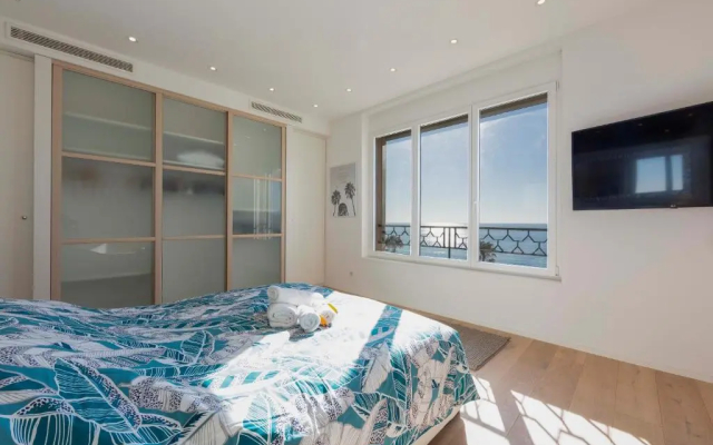 Appartement 3 chambres 125 m2 avec vue exceptionnelle face à la mer - Apartment in Cannes - Photo 3