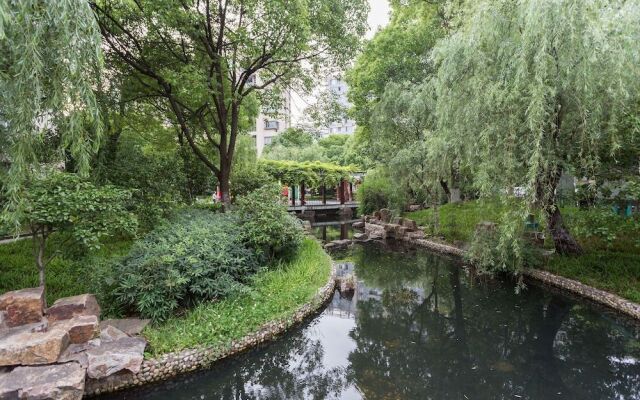 Good Time Travellers Inn- Shanghai New International Expo Apartment