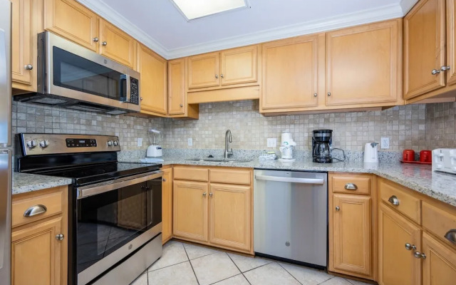 Phoenix X 616 2 Bedroom Condo