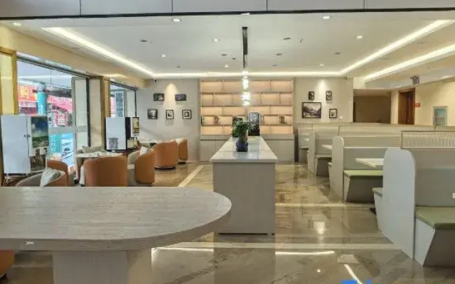Yunzhixing Hotel (Kunming Airport)