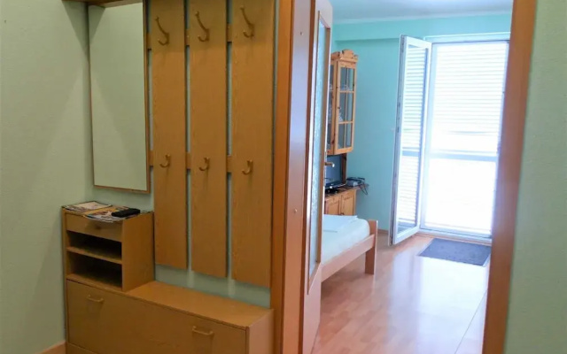 Cozy Crikvenica Apartments With Sea View and Balcony