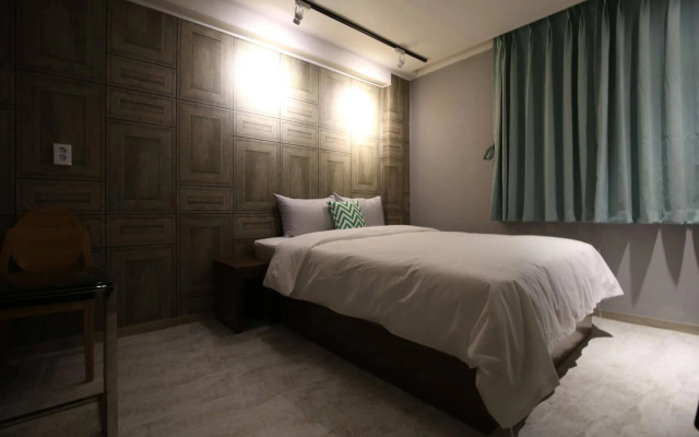 Blanc Hotel Cheongju