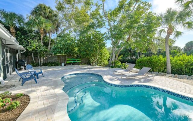 Dockside Paradise