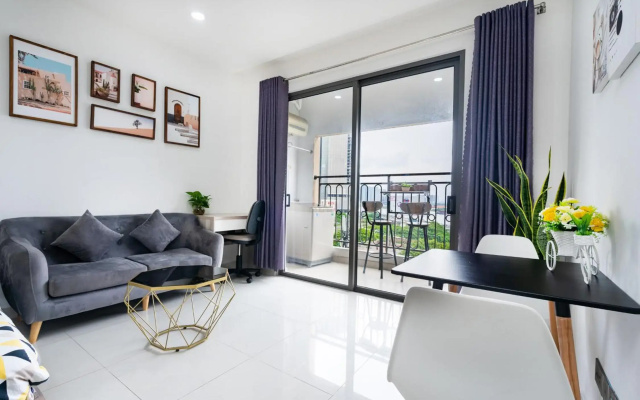 18-Bitexco & River View-Studio-Hana's Apart