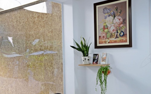 La Hotel – Guest Rooms – Ho Chi Minh City