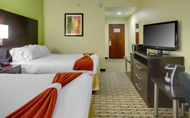 Holiday Inn Express Hotel & Suites Cross Lanes, an IHG Hotel