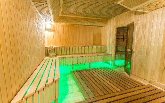 Golden Mir Hotel & Spa