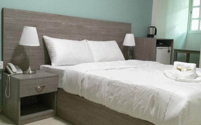Sovereign Hotel - Marriage Certificate Required