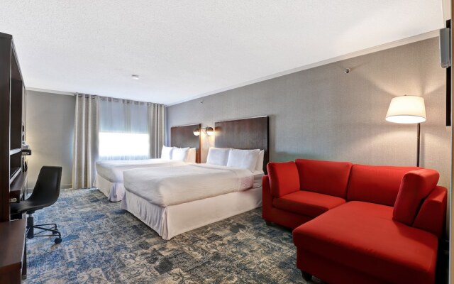 Отель Four Points by Sheraton Toronto Mississauga