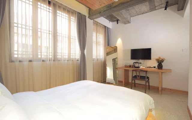 Huangshan Old Street Moshang Hotel