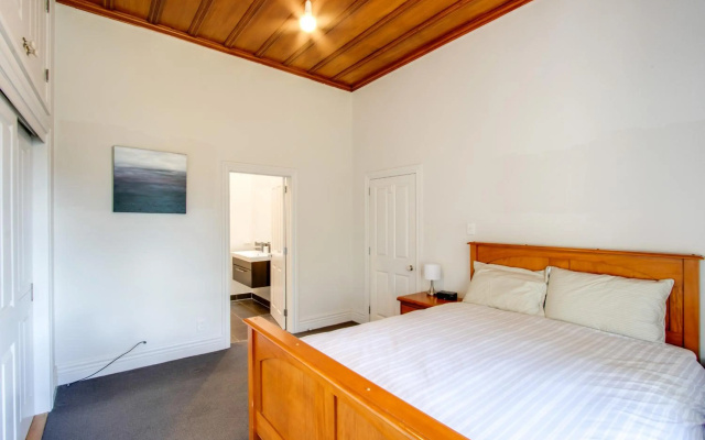 Coastal Villa - Napier Holiday Home