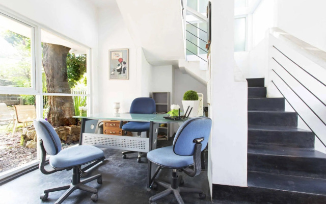 RedDoorz @ Deplu Raya