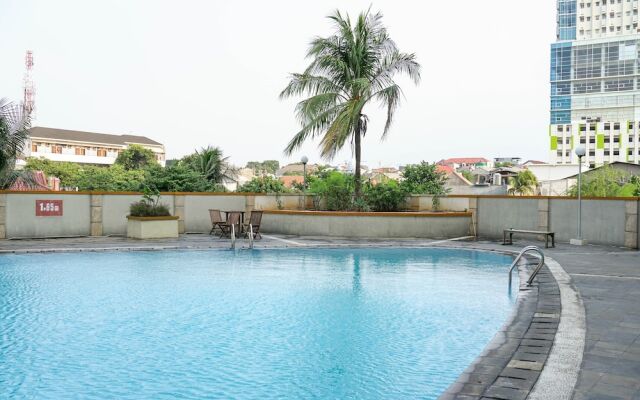 Compact Studio Apartment at Margonda Residence 2