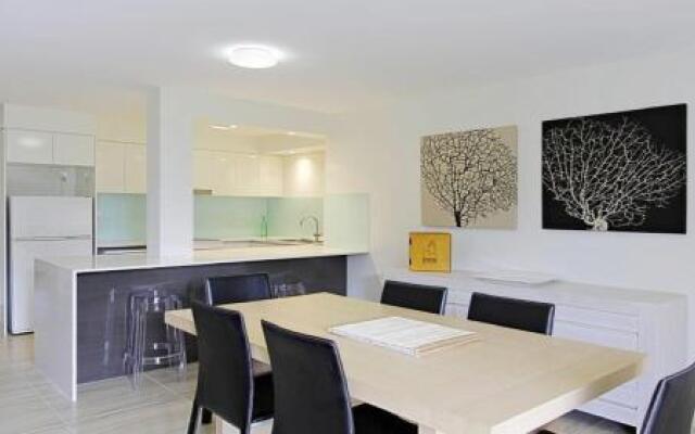 1/56 Lawson Street@Clarkes Beach
