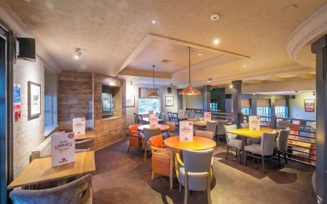 Premier Inn Doncaster (Lakeside)
