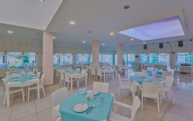 Ra Resort Otel