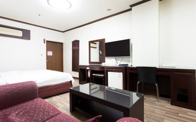 NS Hotel