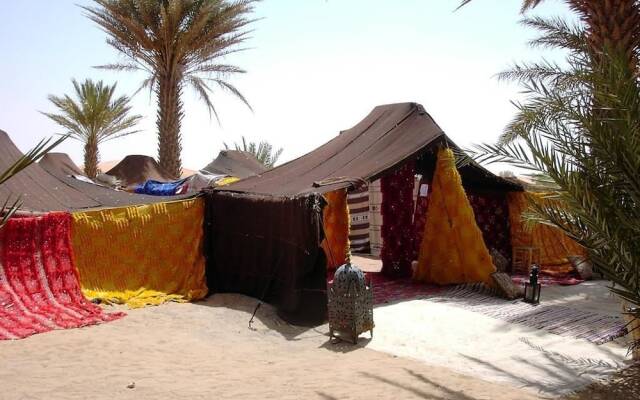 Bivouac Les Touareg Chez Bachir