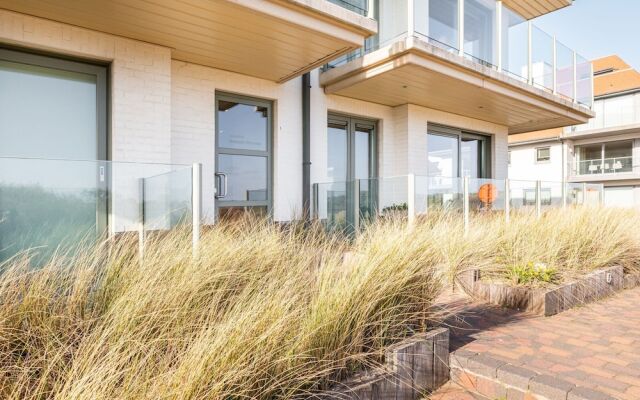 Beachouse 101 on the Dunes and the Beach