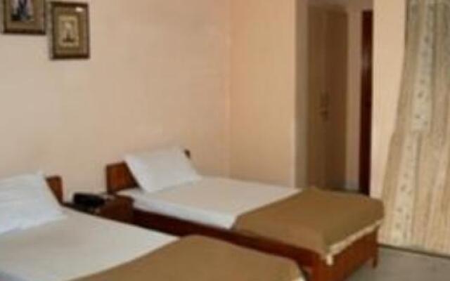 Divistha Guest House