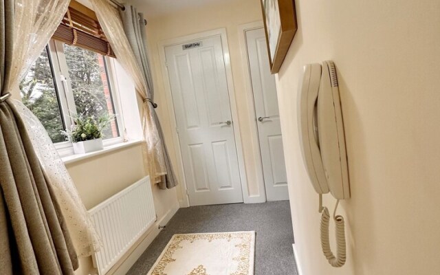 Luxury 2bed Apartment in Wolverhampton