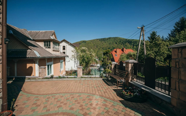 Guest House Бескид