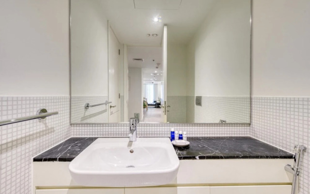 Luxurious Apt in Impressive Difc Tower