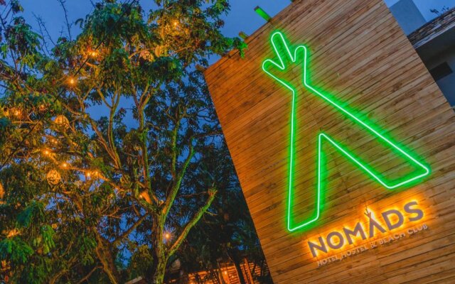Nomads Hotel, Hostel & Beach Club