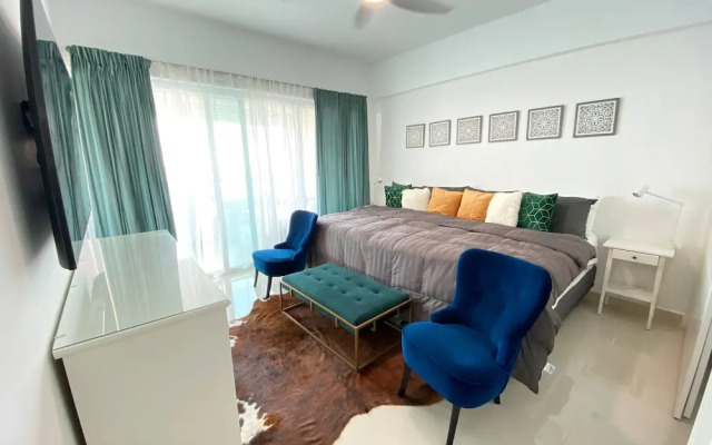 Spacious Apto With Spectacular Views Of The Beach