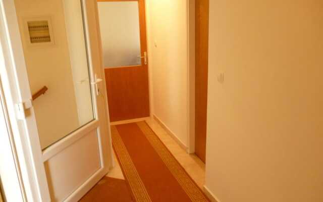 Apartment Rada - Center of Posedarje & near Beach