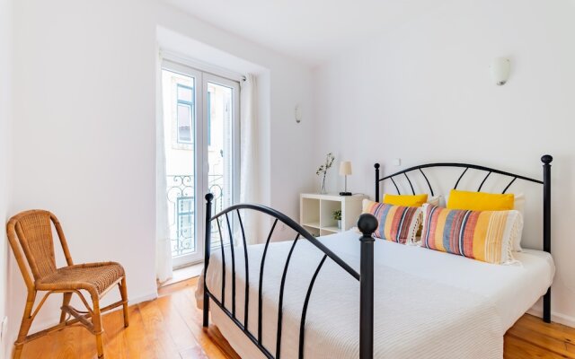 2BR at Chiado Historical Heart of Lisbon