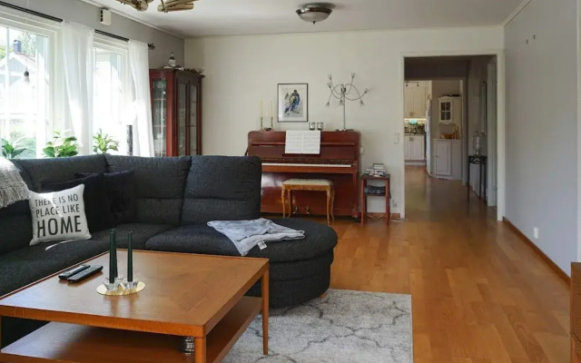 9 Person Holiday Home in Sollentuna-by Traum