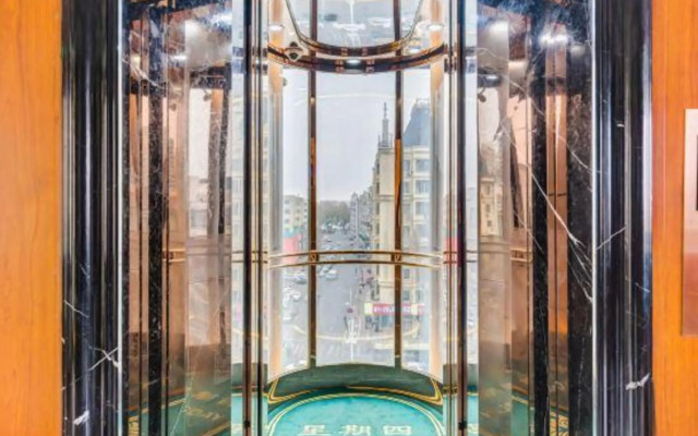 Duke Hotel