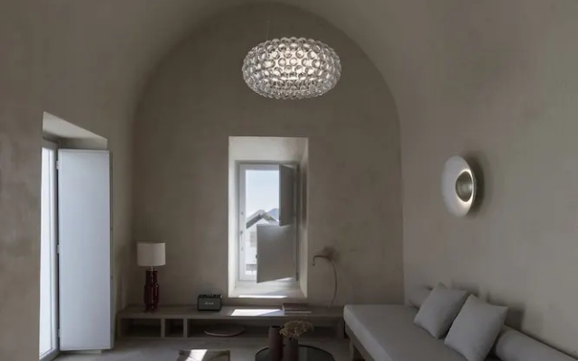 Aesthesis Boutique Villas Fira