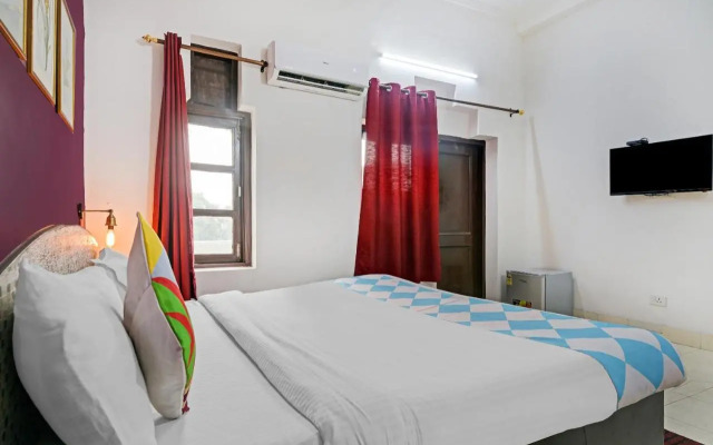 Oyo Flagship 79655 Kailash Inn
