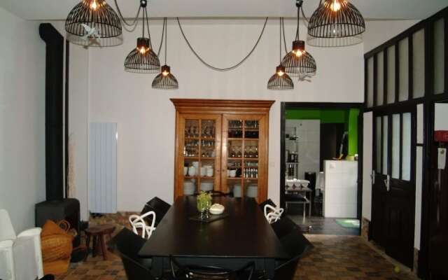 Chambres dHôtes Castel Des Cèdres