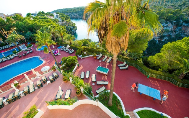 Ona Cala Pi Club