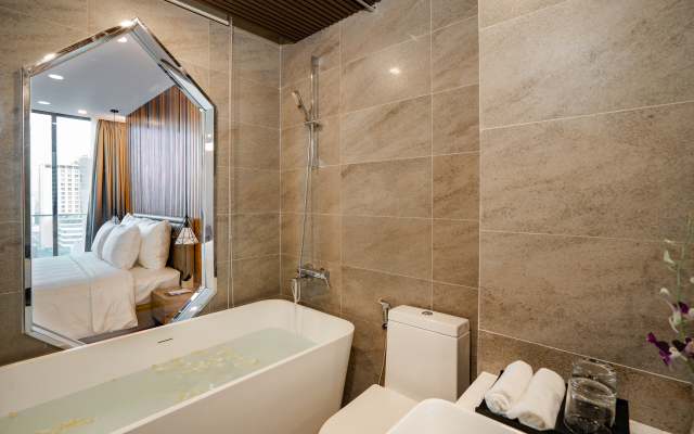 Haian Riverfront Hotel Da Nang