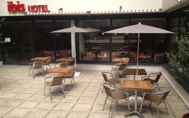 ibis Paris Pont De Suresnes