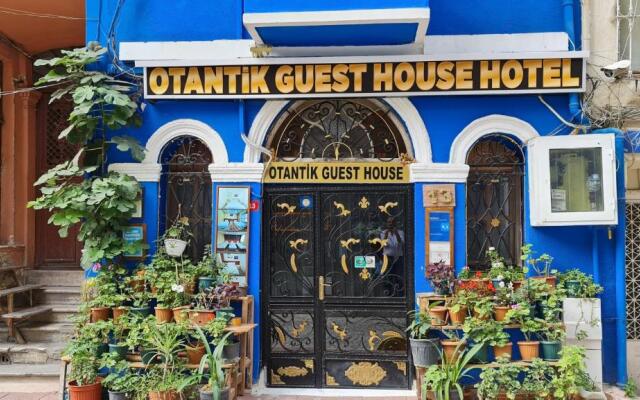 Otantik Hotel