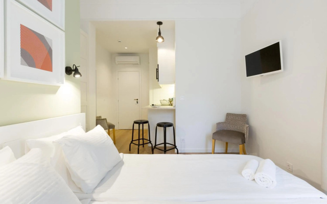 Dinostratus House – Boutique Studios near Acropolis and Metro