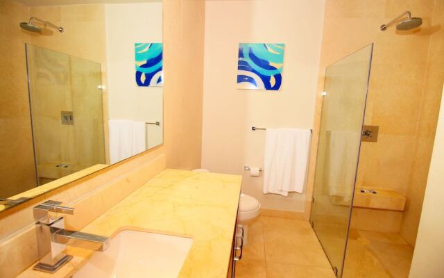 Terrazas Apartments near 5th ave & beach by select