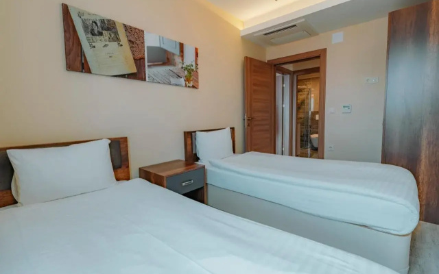 Empula Hotel & Residences