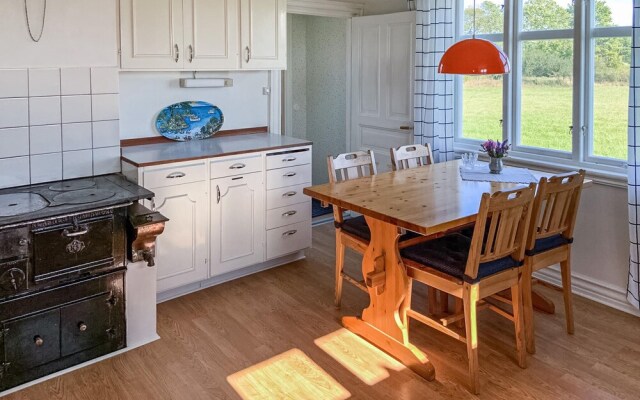 Beautiful Home in Borgholm With 3 Bedrooms