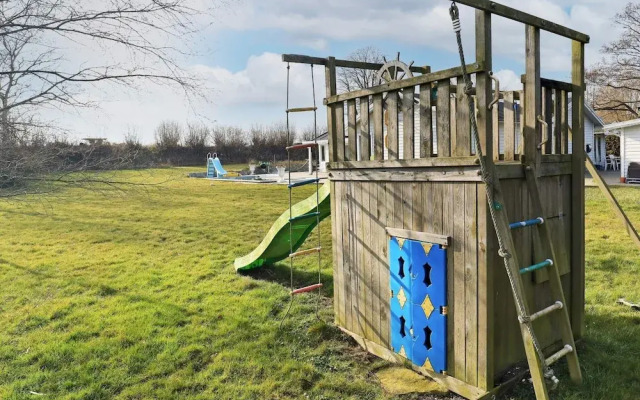 10 Person Holiday Home in Rodvig Stevns-by Traum