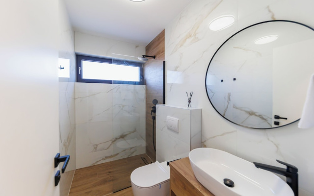 Luxury Villa Podversie with pool