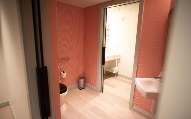 Virgin Hotels New Orleans