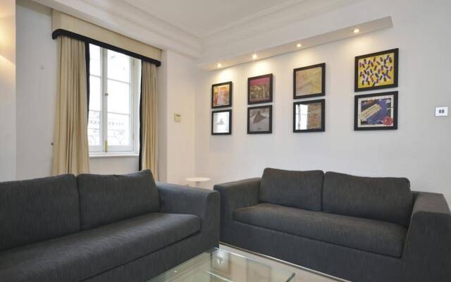 Outstanding Trafalgar Penthouse, sleeps 8