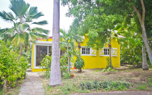 Hotel Oasis